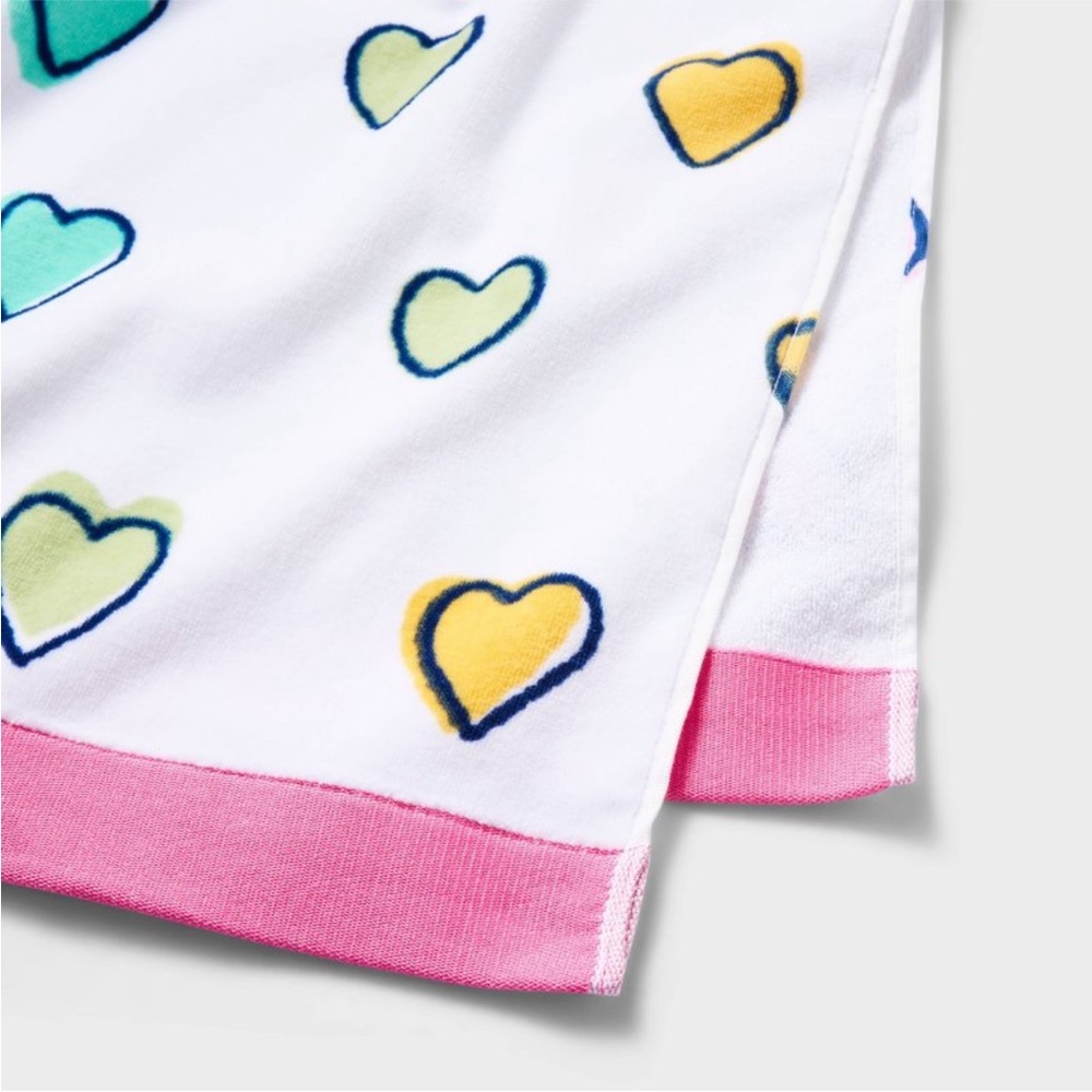 Roller Rabbit x Target Beach Tote & Towel purple and hearts matching set - Picture 11 of 12